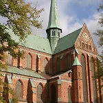 Doberaner Hof فندق باد دوبيران