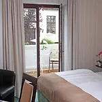 فندق Doberaner Hof 3*