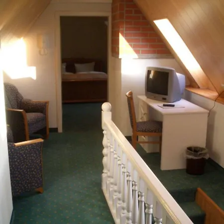 Doberaner Hof מלון באד דובראן