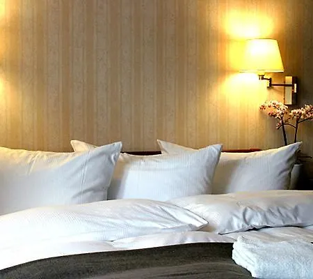 Doberaner Hof 3* באד דובראן